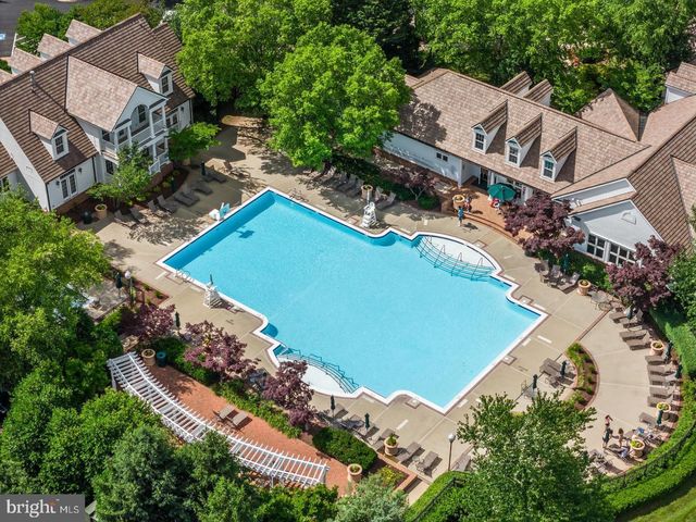 14093 BURNLEY GLEN CT, Haymarket, VA 20169