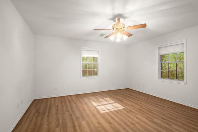 156 Magnolia Bend Drive, Livingston, TX 77351