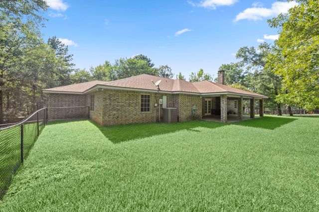 156 Magnolia Bend Drive, Livingston, TX 77351