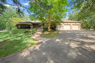 156 Magnolia Bend Drive, Livingston, TX 77351