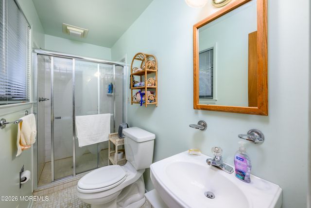 49 Newbury Road, Howell, NJ 07731