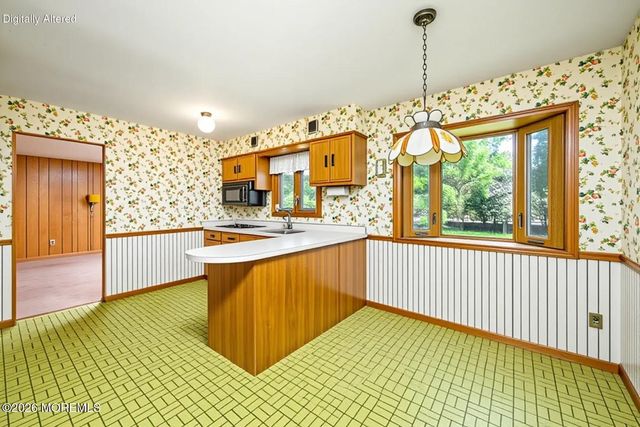 49 Newbury Road, Howell, NJ 07731