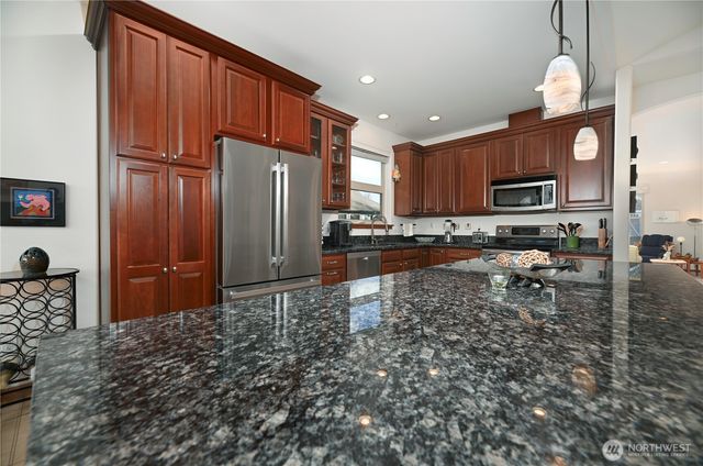 965 Chestnut Loop, Mount Vernon, WA 98274