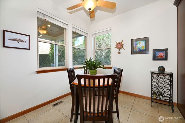 965 Chestnut Loop, Mount Vernon, WA 98274