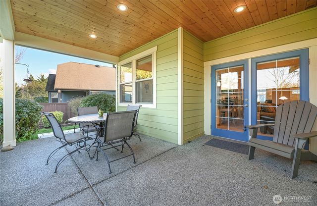 965 Chestnut Loop, Mount Vernon, WA 98274