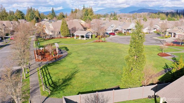 965 Chestnut Loop, Mount Vernon, WA 98274