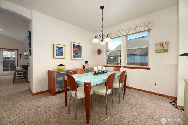 965 Chestnut Loop, Mount Vernon, WA 98274