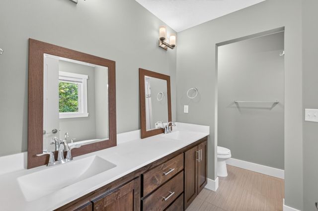 3940 192nd Lane NW, Oak Grove, MN 55303