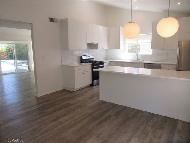 24300 Hatteras Street, Woodland Hills, CA 91367
