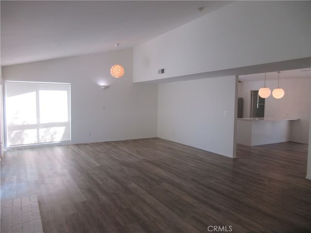 24300 Hatteras Street, Woodland Hills, CA 91367
