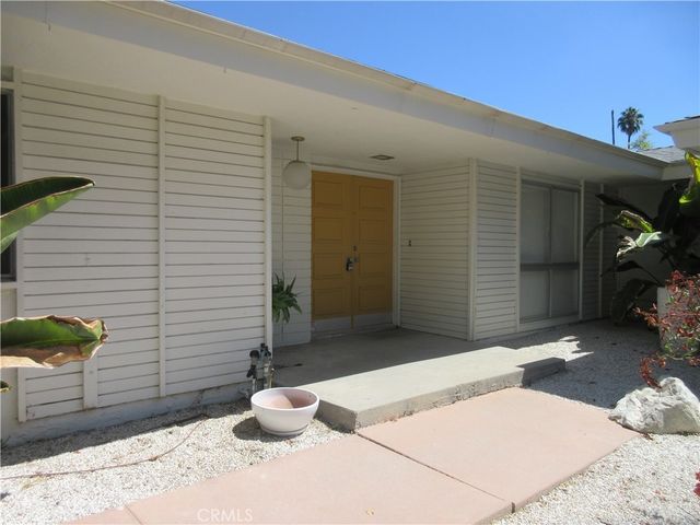 24300 Hatteras Street, Woodland Hills, CA 91367