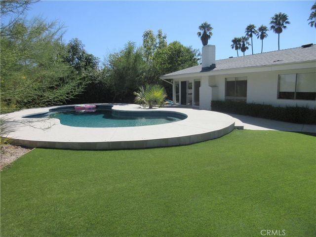 24300 Hatteras Street, Woodland Hills, CA 91367