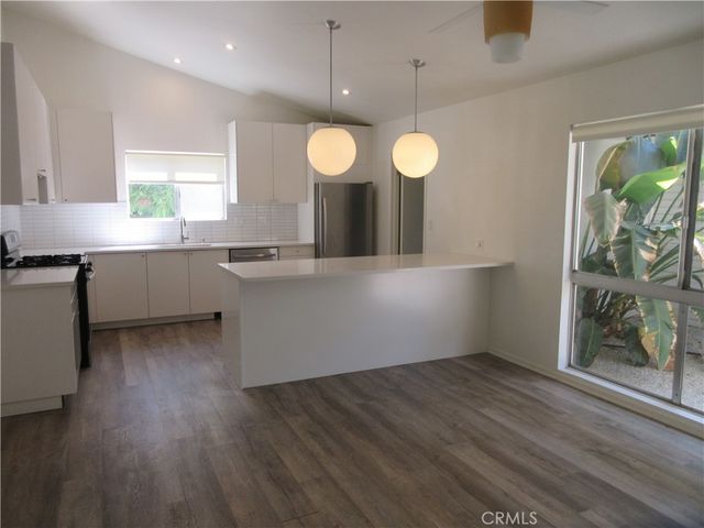 24300 Hatteras Street, Woodland Hills, CA 91367
