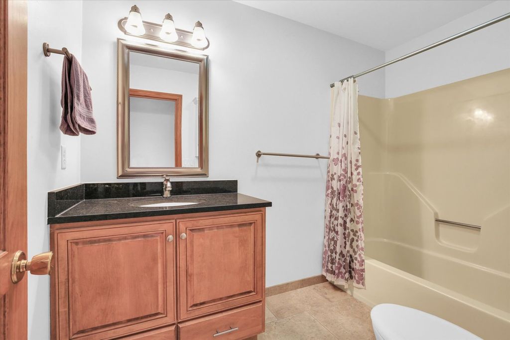 Image 36 of property listing at 2706 N Salisbury Court, Champaign, IL 61821