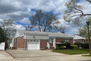50 Buffalo Street, Elmont, NY 11003