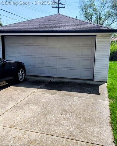9119 Montana Court, Livonia, MI 48150
