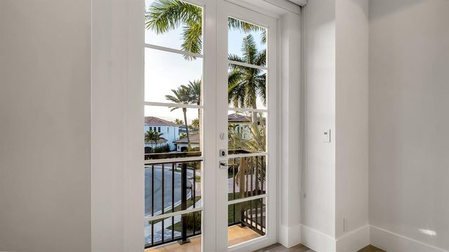 17690 Lomond Court, Boca Raton, FL 33496