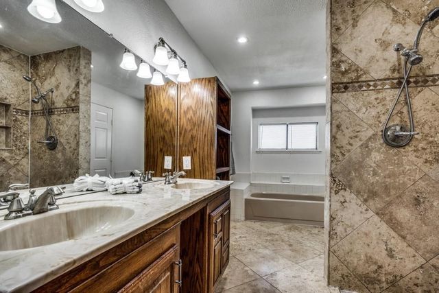 509 Chestnut Drive, Grand Prairie, TX 75052