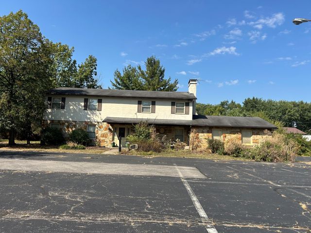 5670-5684 Groveport Road, Groveport, OH 43125