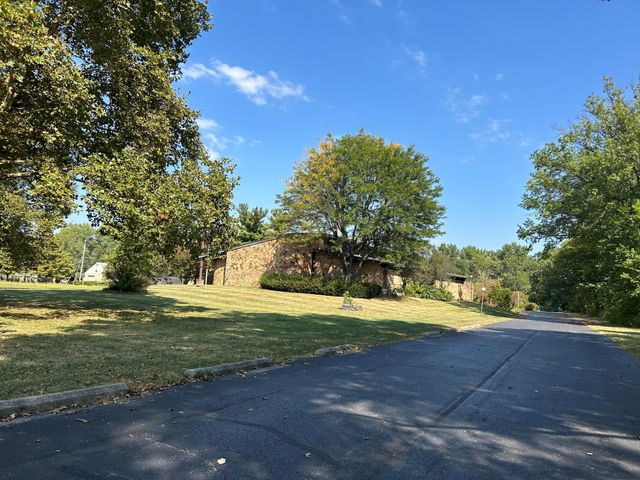 5670-5684 Groveport Road, Groveport, OH 43125