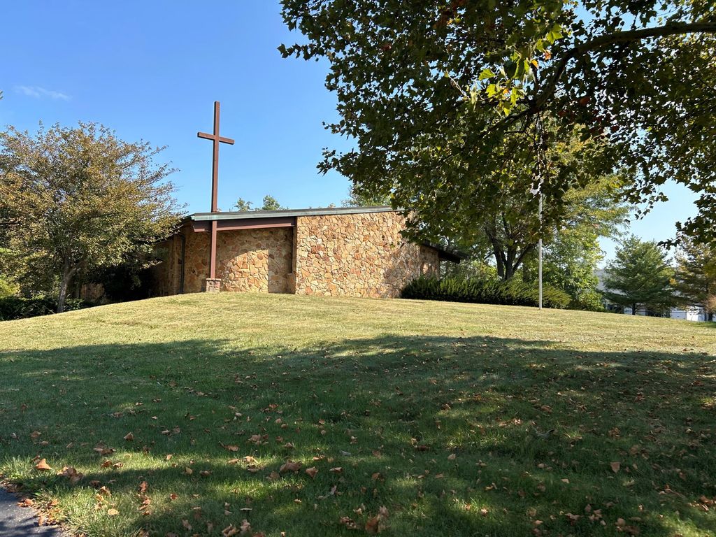 5670-5684 Groveport Road, Groveport, OH 43125