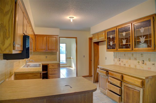 12460 S Garnett Road, Broken Arrow, OK 74011