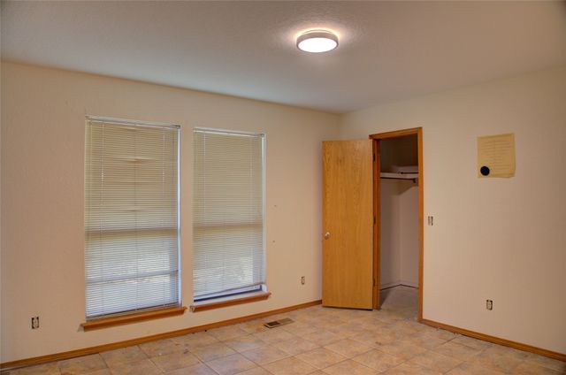 12460 S Garnett Road, Broken Arrow, OK 74011