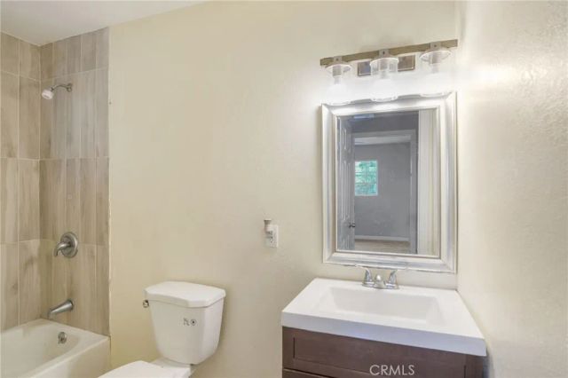 2931 Elm Avenue, Merced, CA 95348