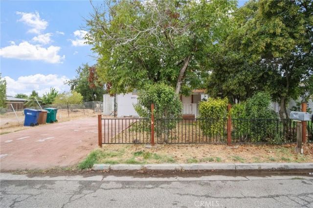 2931 Elm Avenue, Merced, CA 95348