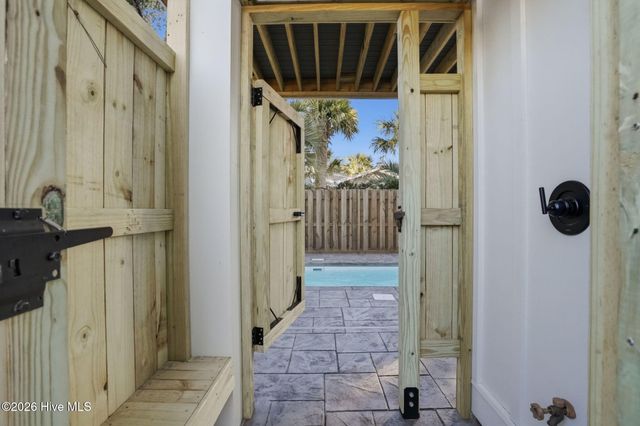 1109 Swordfish Lane, Carolina Beach, NC 28428