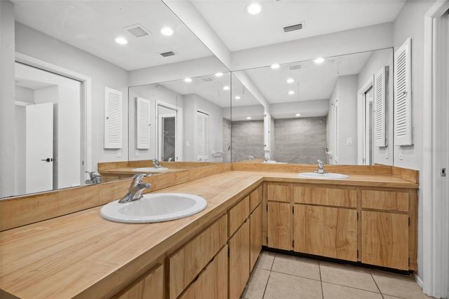 504 BAMBOO COURT, Tarpon Springs, FL 34689