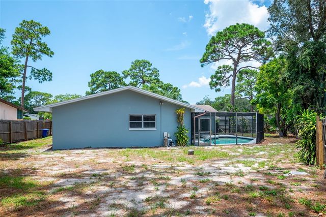 504 BAMBOO COURT, Tarpon Springs, FL 34689