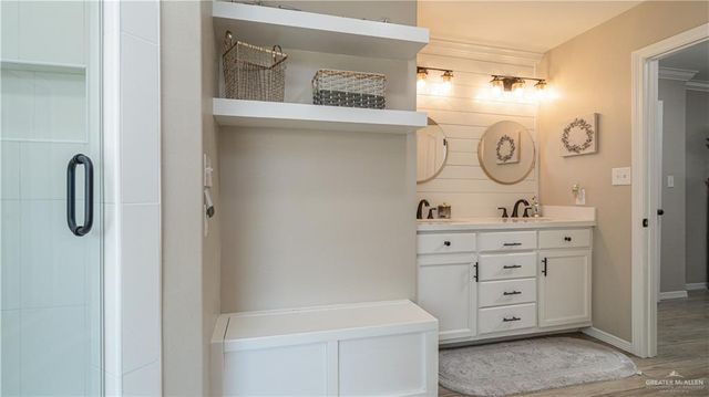 2021 Fair Oaks Drive, Mission, TX 78574