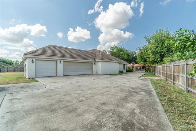 2021 Fair Oaks Drive, Mission, TX 78574