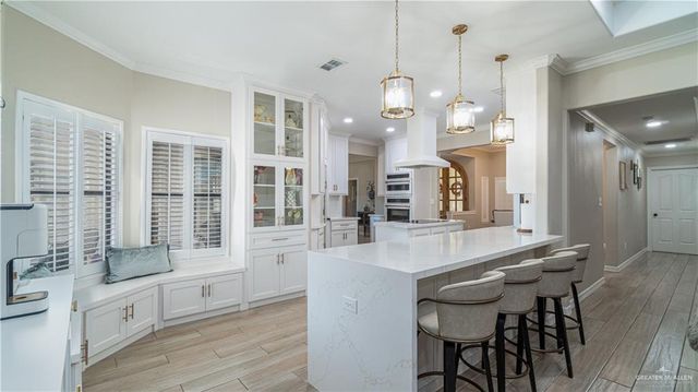 2021 Fair Oaks Drive, Mission, TX 78574