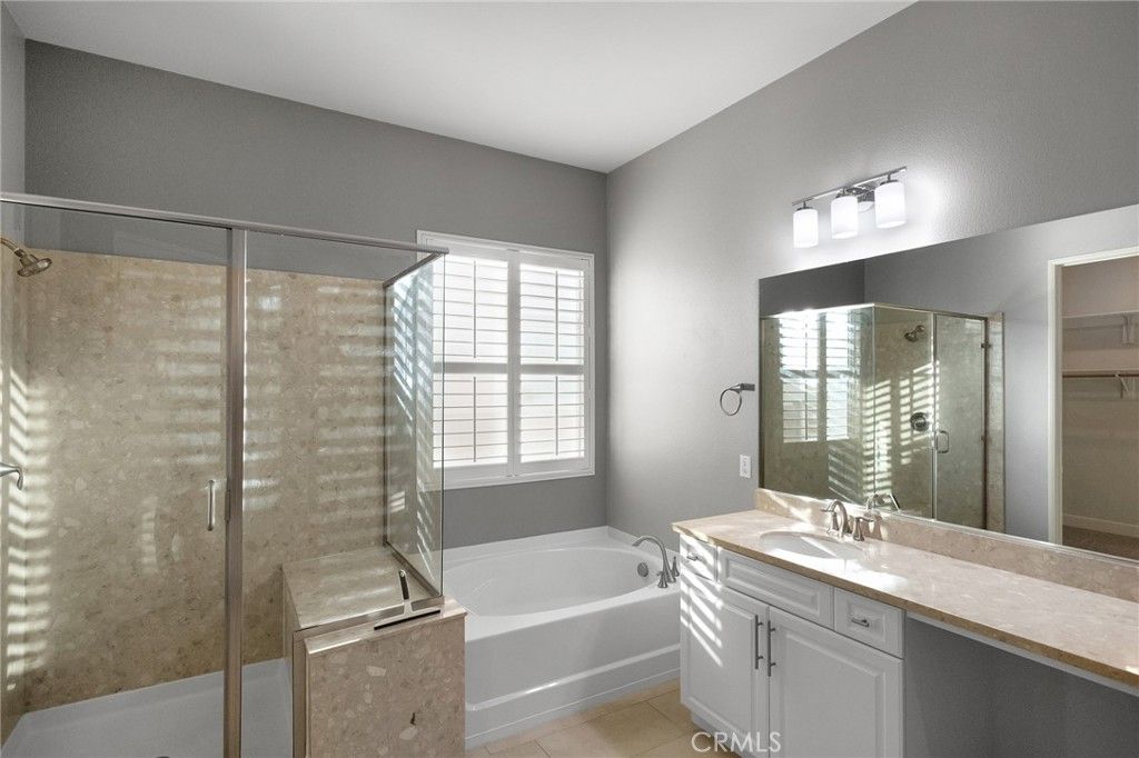 Image 20 of property listing at 18952 Cassia Court, Apple Valley, CA 92308