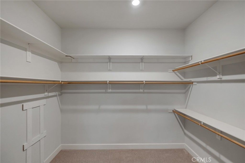 Image 21 of property listing at 18952 Cassia Court, Apple Valley, CA 92308