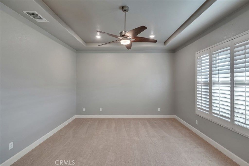 Image 22 of property listing at 18952 Cassia Court, Apple Valley, CA 92308