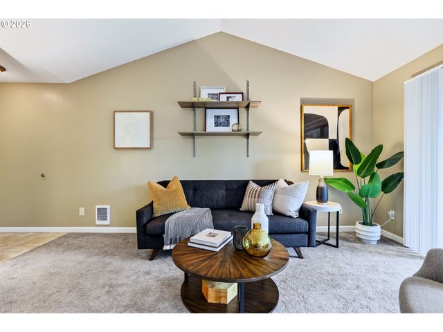 9370 Sw 146TH Ter N 7, Beaverton, OR 97007