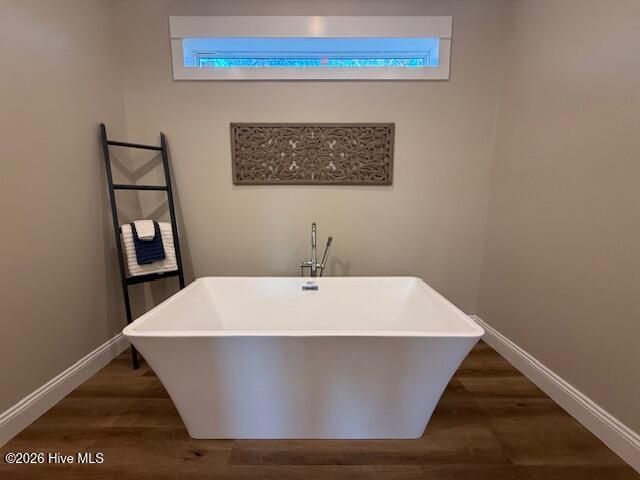 429 Country Club Drive W, Minnesott Beach, NC 28510