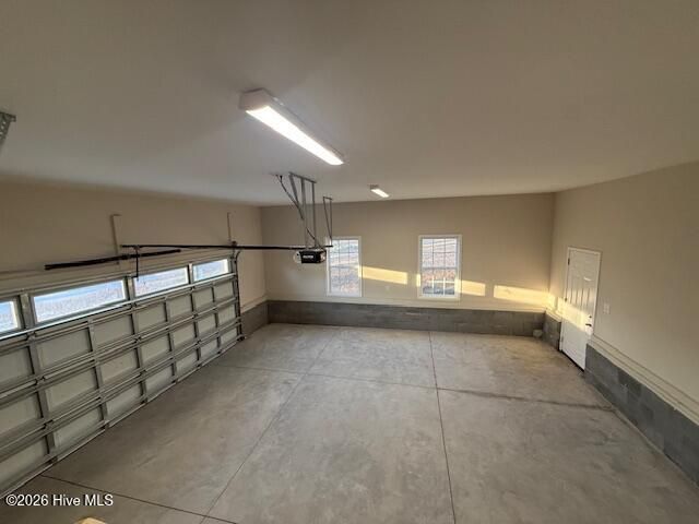 429 Country Club Drive W, Minnesott Beach, NC 28510