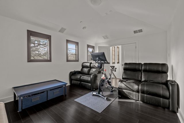 4720 Rockcliff RD 1, Austin, TX 78746