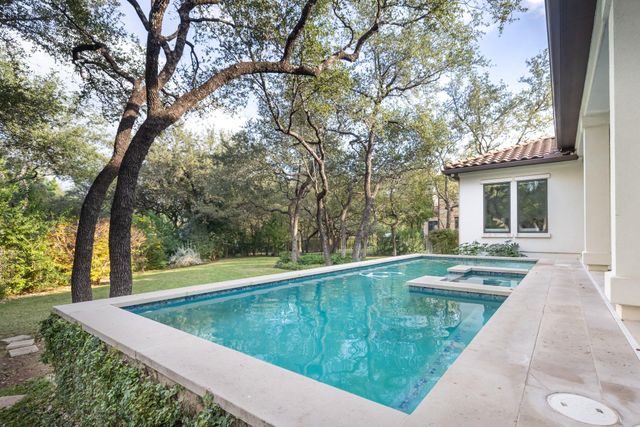 4720 Rockcliff RD 1, Austin, TX 78746