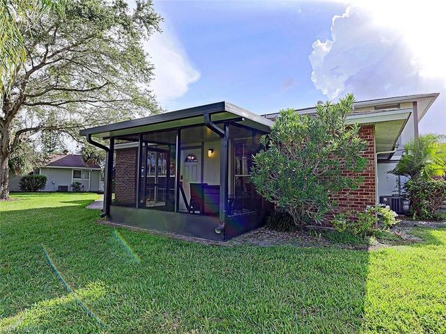 5804 Newfoundland CIR 1, Fort Myers, FL 33907
