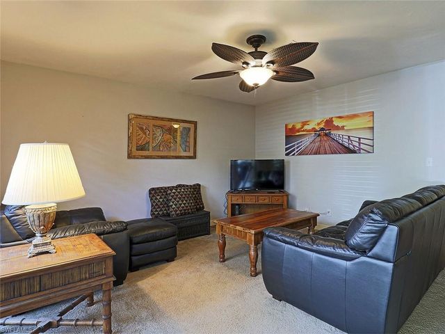 5804 Newfoundland CIR 1, Fort Myers, FL 33907