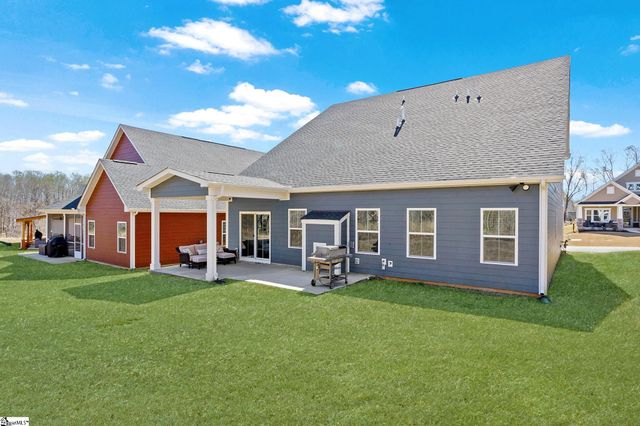 356 Hollythorpe Lane, Fountain Inn, SC 29644