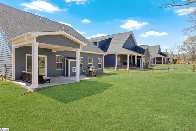 356 Hollythorpe Lane, Fountain Inn, SC 29644
