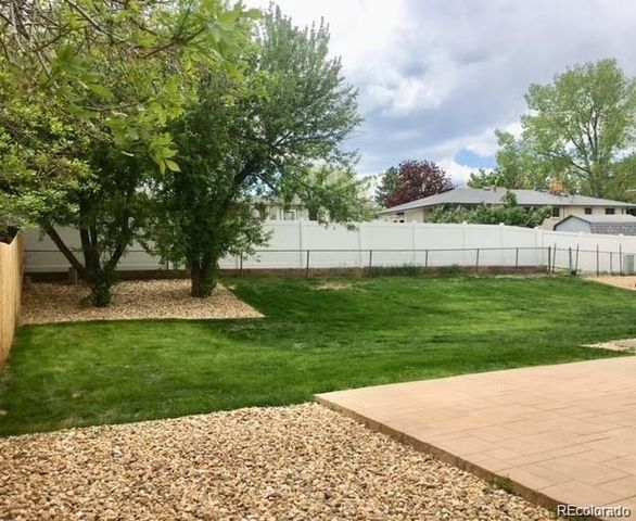 10976 W Tufts Drive, Littleton, CO 80127