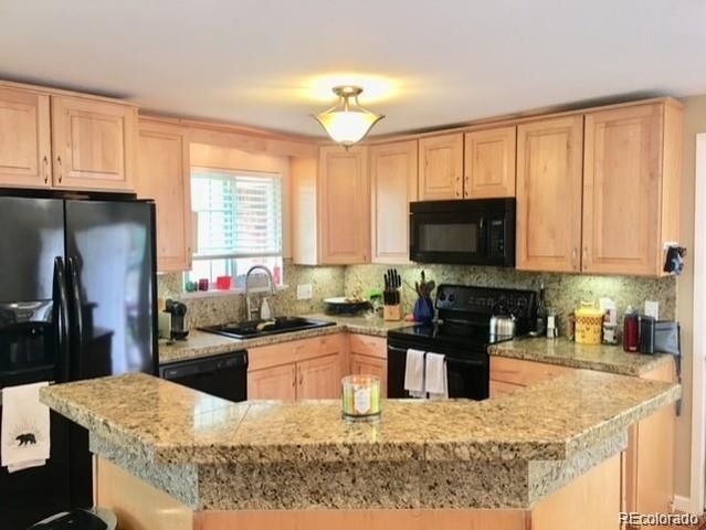 10976 W Tufts Drive, Littleton, CO 80127