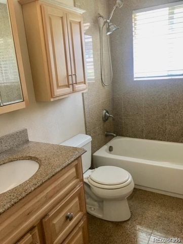 10976 W Tufts Drive, Littleton, CO 80127